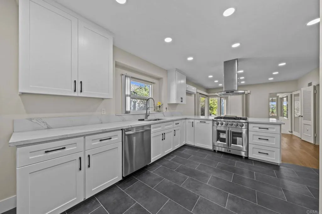 https://cdn.realtyfeed.com/cdn/127/306670987/6e05c4b16a896c63ebde9689888ab95e.webp