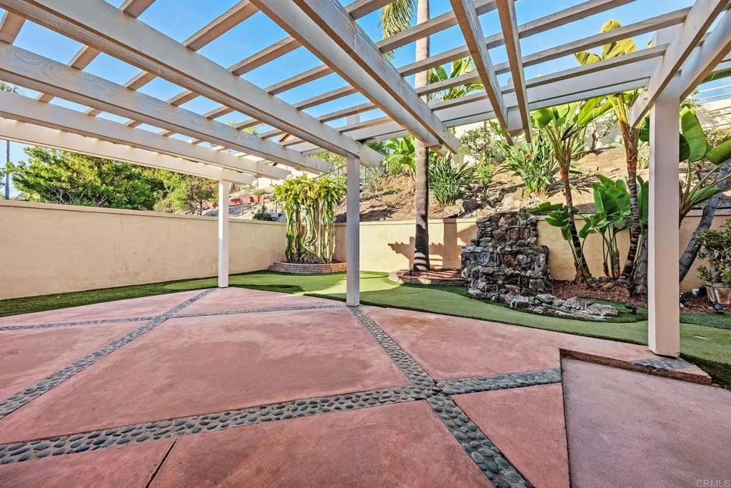 https://cdn.realtyfeed.com/cdn/127/306671004/1a31731df27caeda10112077ed07b7bd.webp