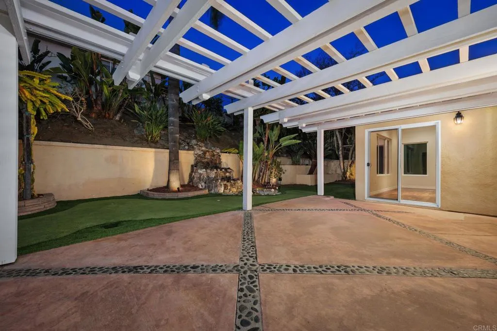 https://cdn.realtyfeed.com/cdn/127/306671004/5a7ab21172be4a067c3a3fc0a6593ad4.webp