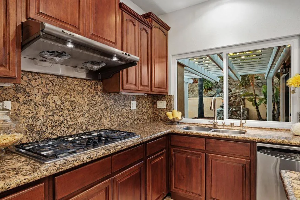 https://cdn.realtyfeed.com/cdn/127/306671004/5b5f5bb4cd10599729eccc218255260b.webp