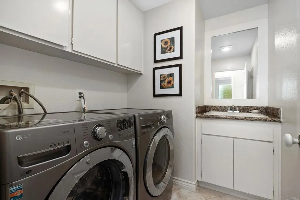 https://cdn.realtyfeed.com/cdn/127/306671004/70e6f8d2eeb3316ed75532c1a13b03ae.webp