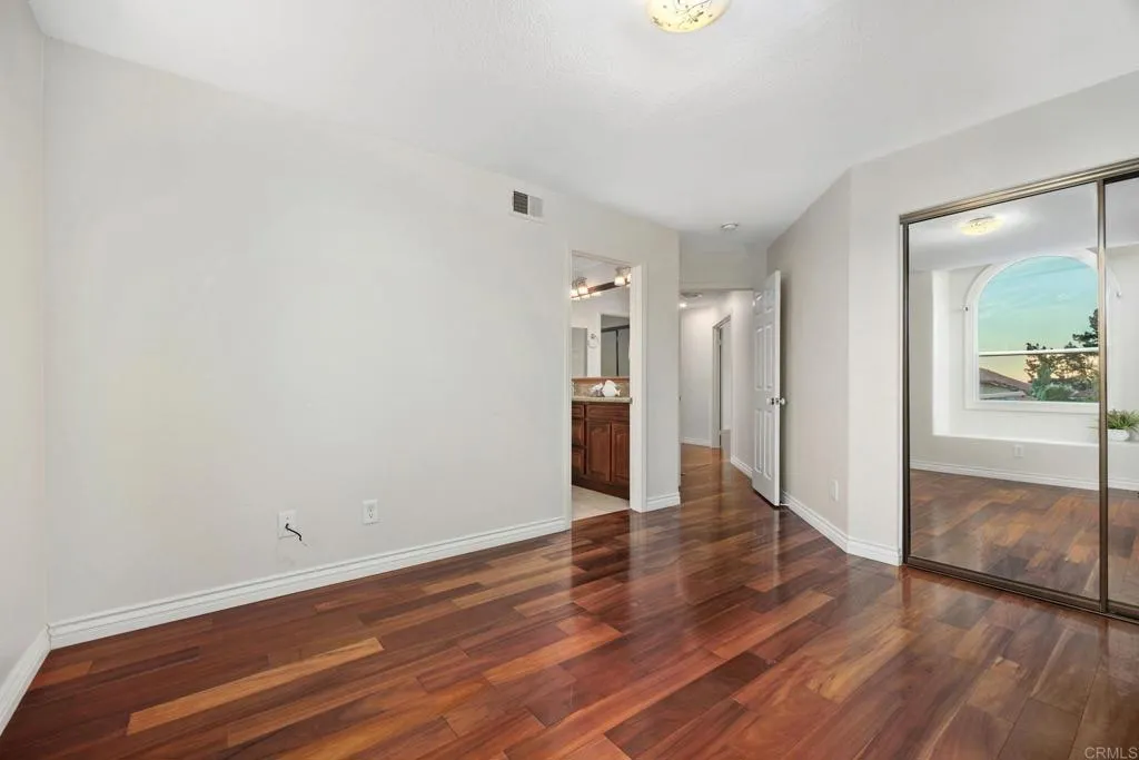 https://cdn.realtyfeed.com/cdn/127/306671004/8200015c8ce535a7f6df7afc3a903125.webp