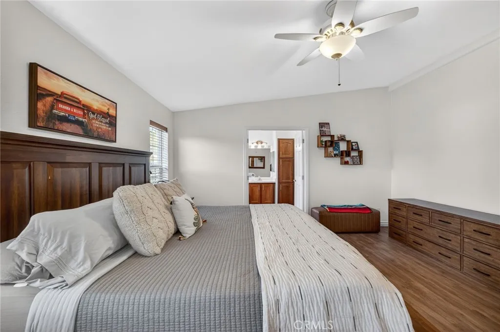 https://cdn.realtyfeed.com/cdn/127/306671128/044e0c9e95274c056502d217c7638dc6.webp