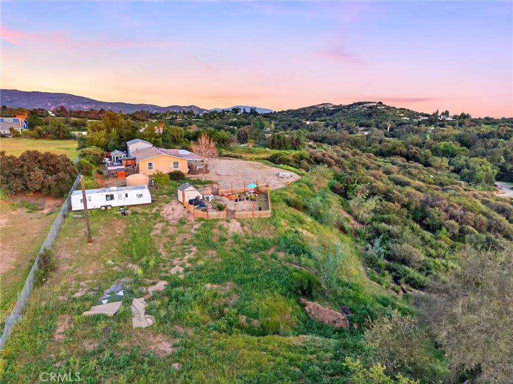 https://cdn.realtyfeed.com/cdn/127/306671128/346fcd73877c5cf587a0f8fa4429cb3f.webp