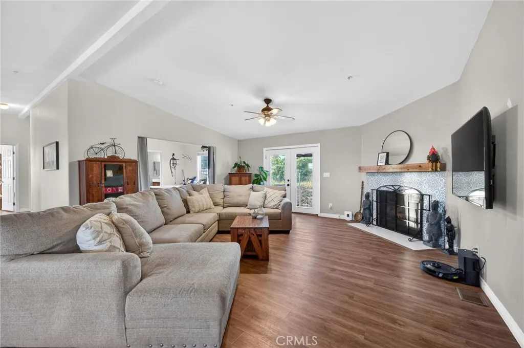 https://cdn.realtyfeed.com/cdn/127/306671128/390273735b8096121031988aa8e13f43.webp