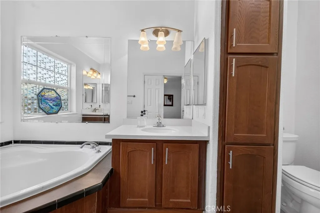 https://cdn.realtyfeed.com/cdn/127/306671128/54dc1eca7d412ee4db68cf8e7e5b724e.webp
