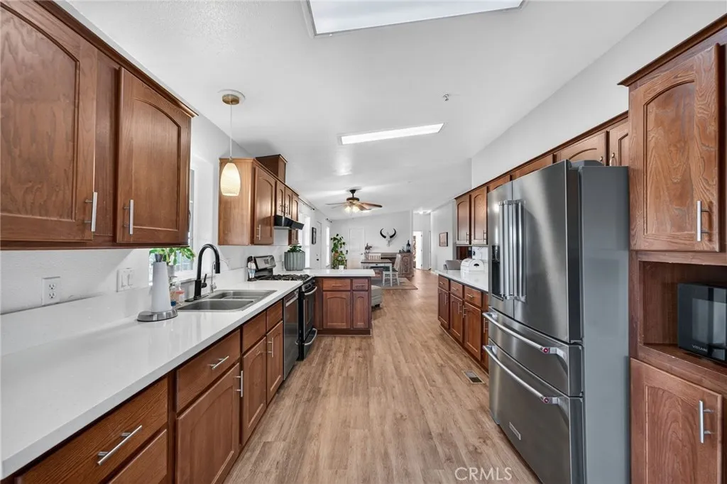 https://cdn.realtyfeed.com/cdn/127/306671128/67e31de788b61b4cb910c144a33e0a6c.webp