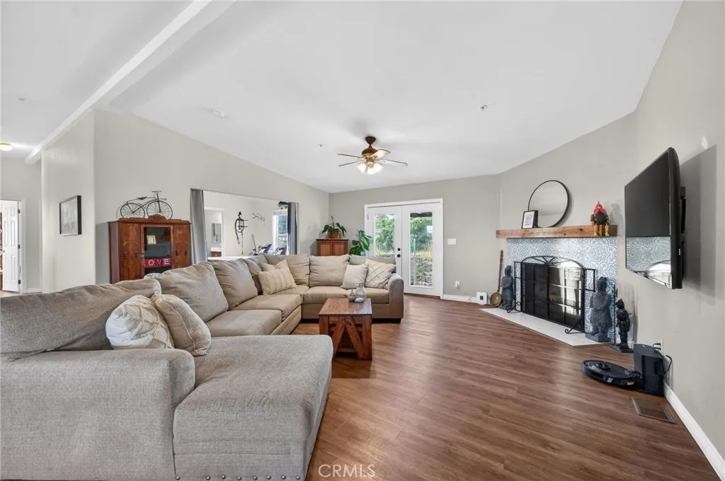https://cdn.realtyfeed.com/cdn/127/306671128/7043e792952c23ba158ad22107c59d5b.webp