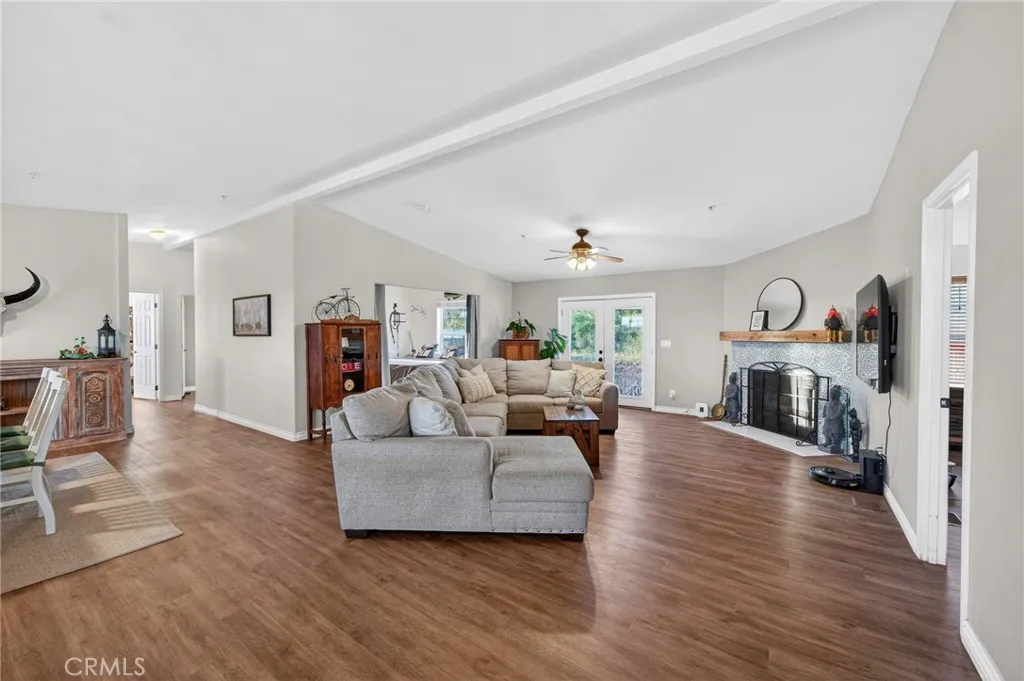 https://cdn.realtyfeed.com/cdn/127/306671128/835142405ee7da63f2acb89e33d170c7.webp