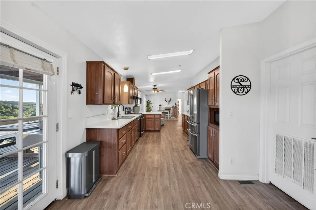 https://cdn.realtyfeed.com/cdn/127/306671128/8792ab9f5d110f3d94a11dbd72105e5d.webp