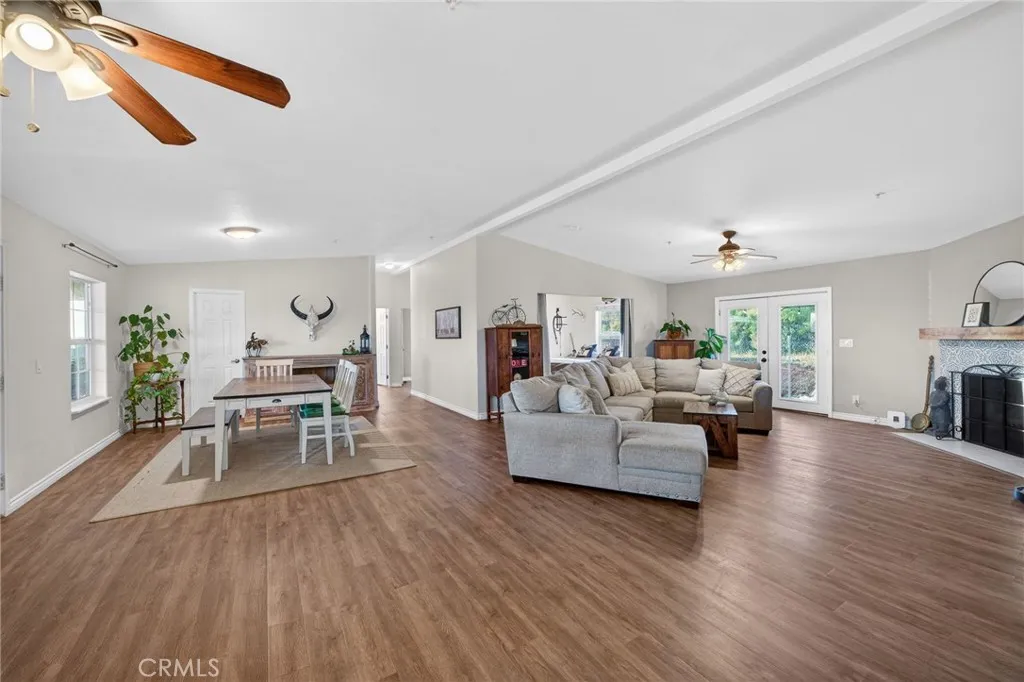 https://cdn.realtyfeed.com/cdn/127/306671128/b1982041a2873700c2e016e49edcd90f.webp