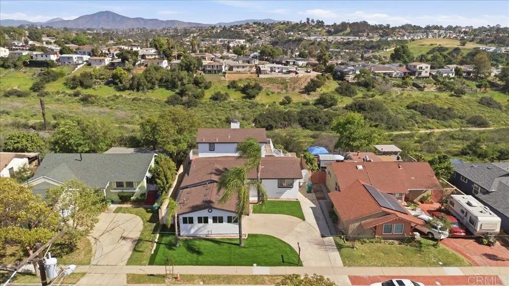 https://cdn.realtyfeed.com/cdn/127/306671152/3cad703c834fc3c662fef69d2d0cbea0.webp
