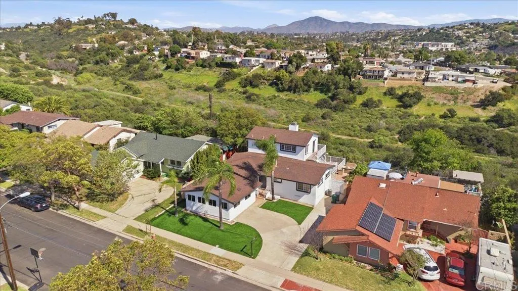 https://cdn.realtyfeed.com/cdn/127/306671152/c321798b8b5626628f24cf31d723e302.webp