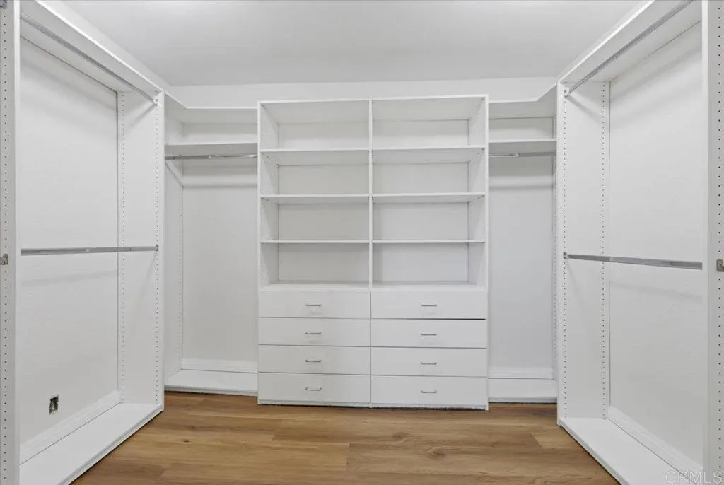 https://cdn.realtyfeed.com/cdn/127/306671152/f3460cc1dd64c5df6c87250285f7c717.webp