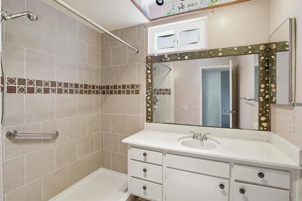 https://cdn.realtyfeed.com/cdn/127/306671191/9df619c3e99f532e5d318c6f1a5f0985.webp