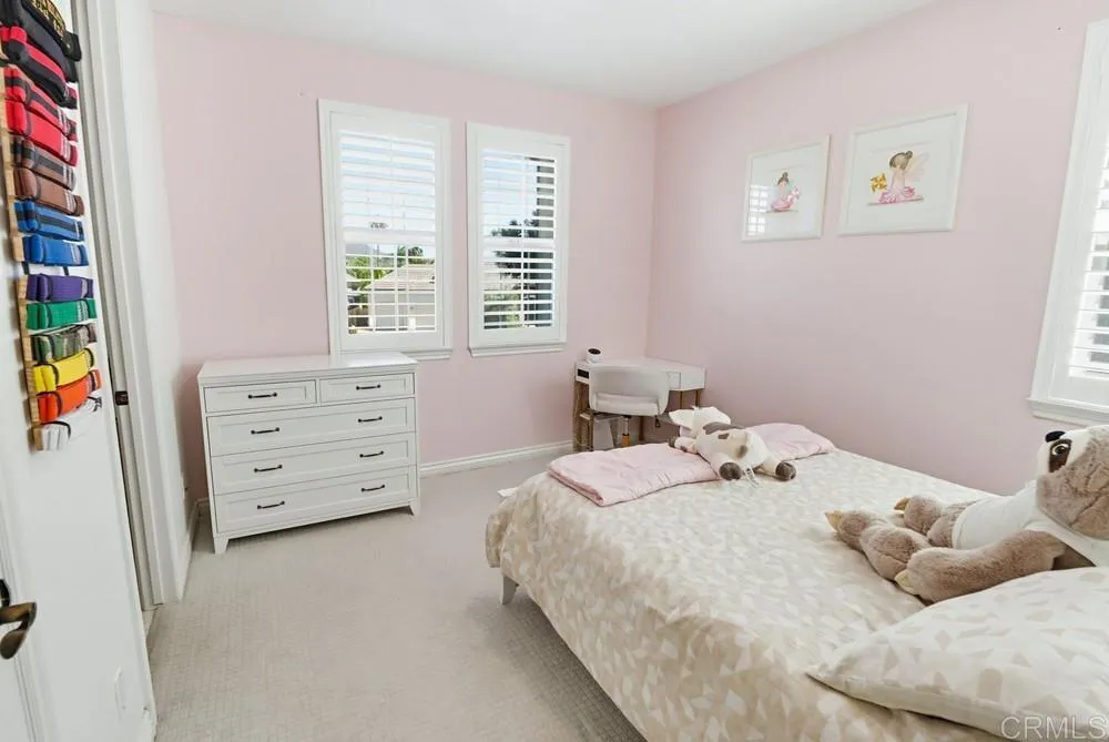https://cdn.realtyfeed.com/cdn/127/306671213/0ee571d5b29dfe7c2c8f7a7e048cee2d.webp