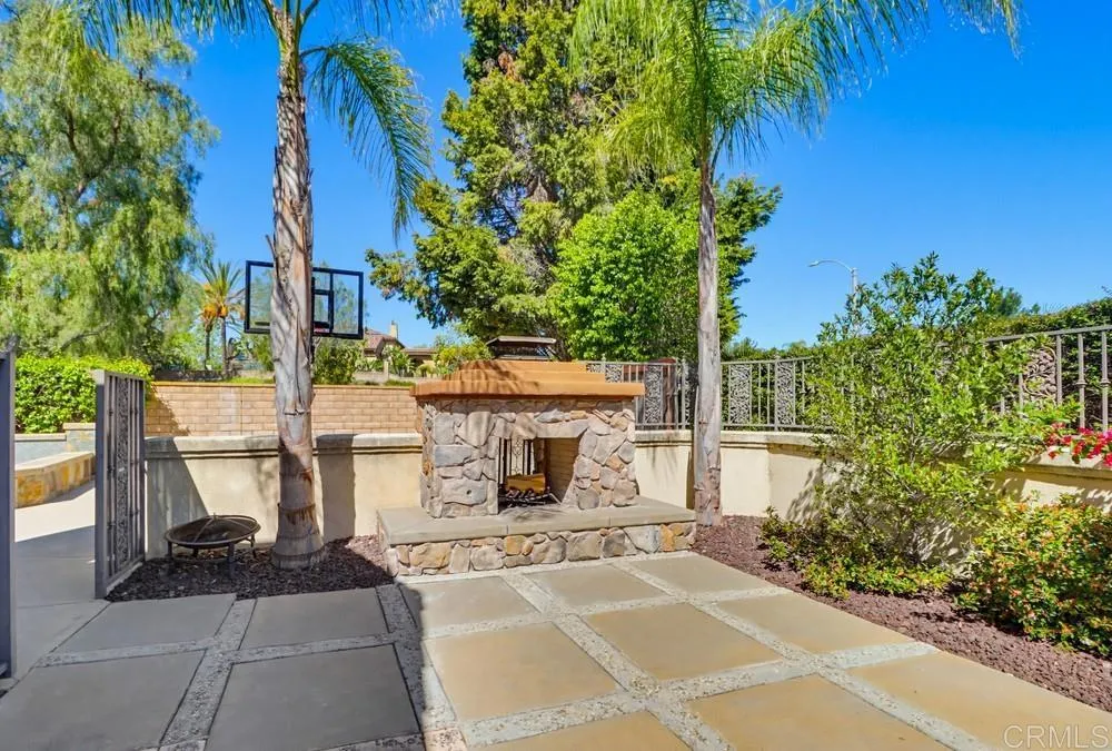 https://cdn.realtyfeed.com/cdn/127/306671213/41f05cda62a2ace8146829339263e6a5.webp