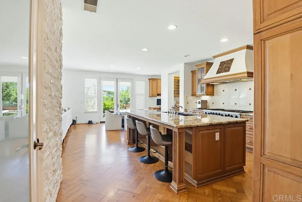 https://cdn.realtyfeed.com/cdn/127/306671213/57b6ac1cd1e8e089a95050c14dc554b5.webp