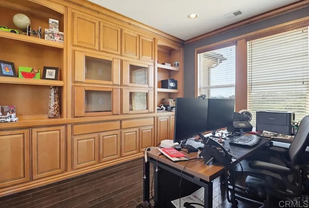 https://cdn.realtyfeed.com/cdn/127/306671213/a8e449bce8a8838b8a6c3369d8caa3a8.webp
