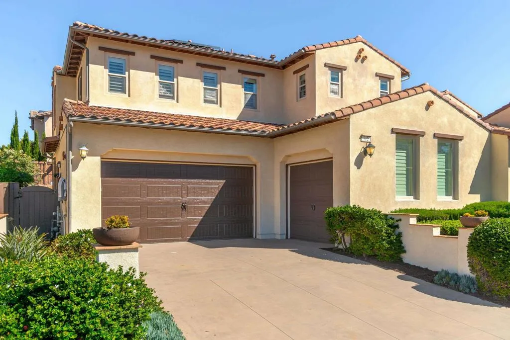 https://cdn.realtyfeed.com/cdn/127/306671269/b9592114c46cddc5cca8ece0c21573d4.webp