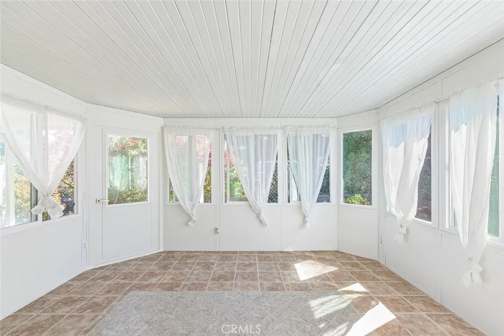 https://cdn.realtyfeed.com/cdn/127/306671270/23fb1c23a8cc50c06b71d448d2535dd6.webp