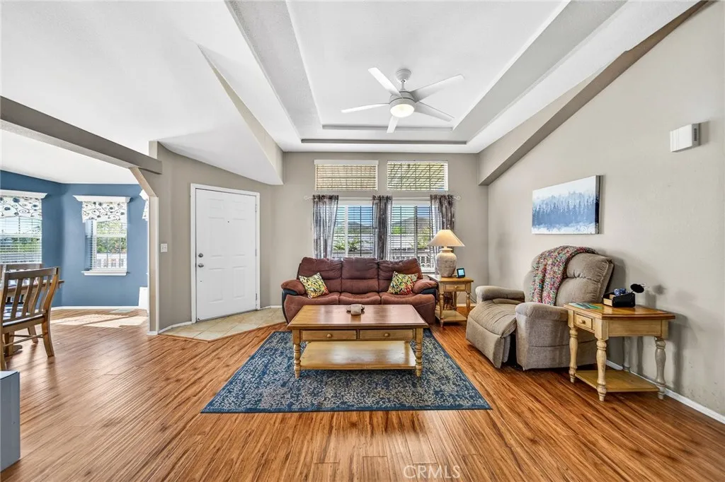 https://cdn.realtyfeed.com/cdn/127/306671272/2664312afc6feb7617be2292174242dc.webp