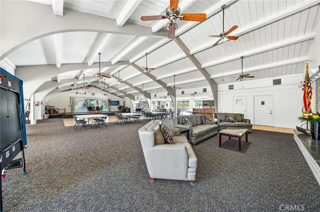 https://cdn.realtyfeed.com/cdn/127/306671272/307a71e693868996327ef3466862b5d1.webp