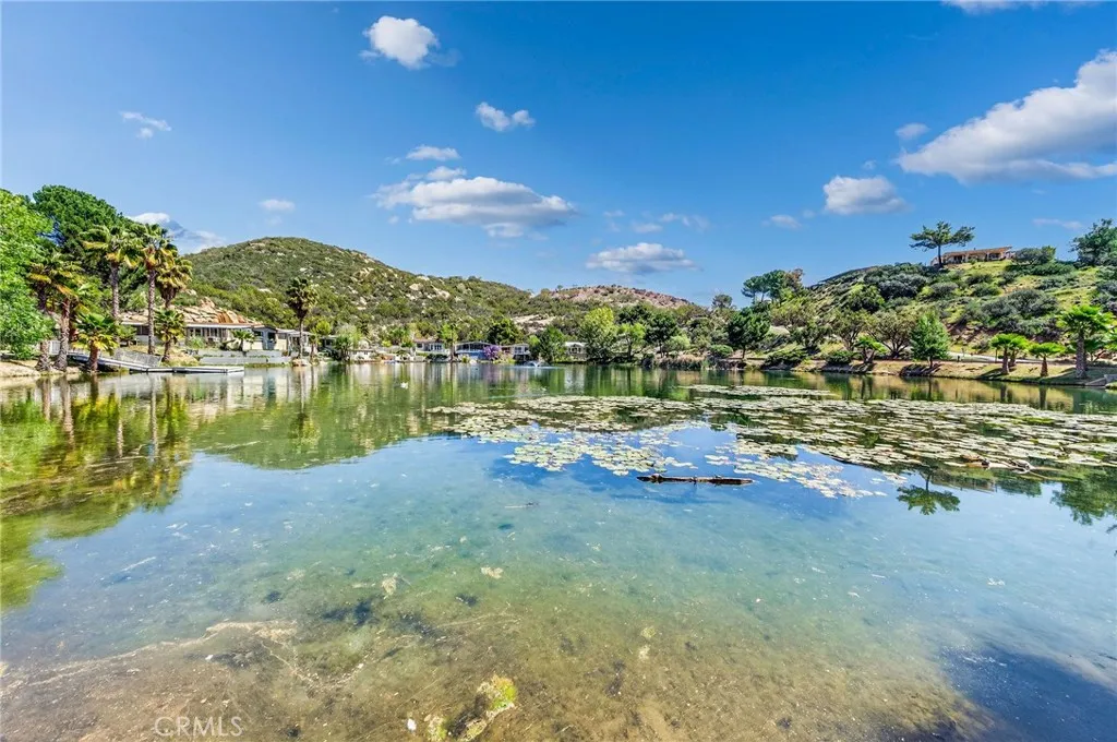 https://cdn.realtyfeed.com/cdn/127/306671272/ad787fb82bd9aee0e13ff9529a1dfa89.webp