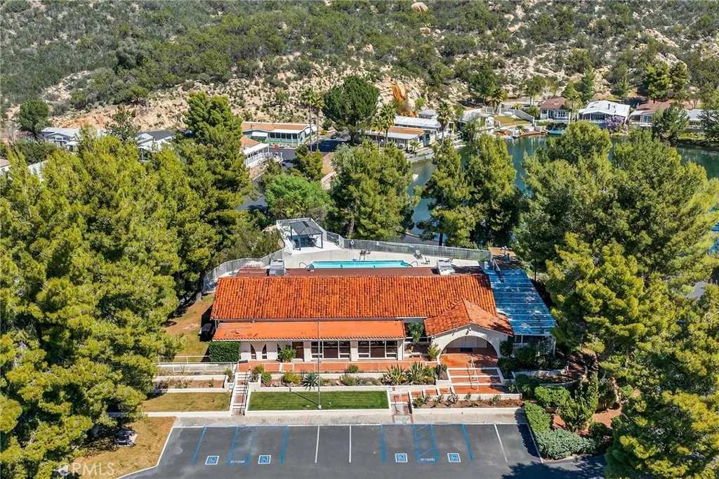https://cdn.realtyfeed.com/cdn/127/306671272/b110c6f9737e8a119164ff0da1e06623.webp