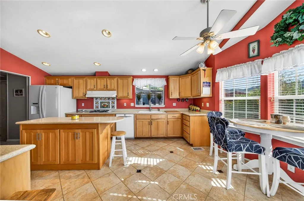 https://cdn.realtyfeed.com/cdn/127/306671272/c67f9ce20019f2c6aeb2f67b8a440d85.webp