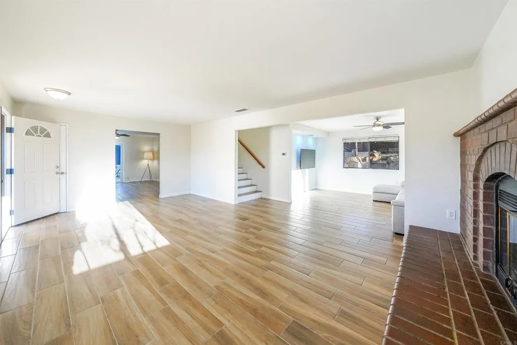 https://cdn.realtyfeed.com/cdn/127/306671329/23248c5066a90d4dbaaf28d60be3c36c.webp