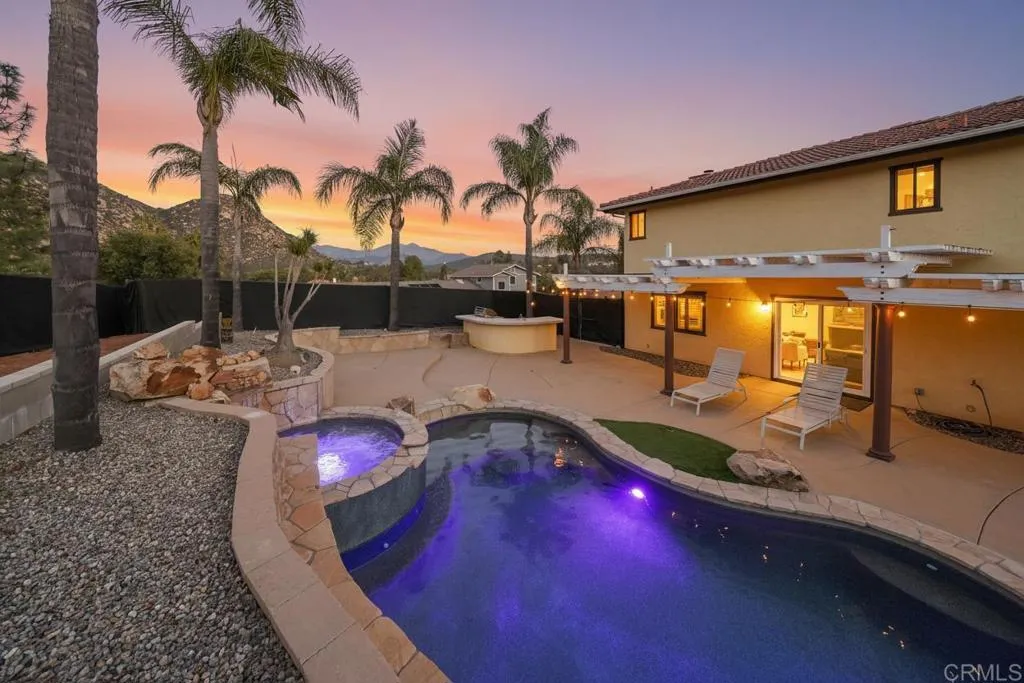 https://cdn.realtyfeed.com/cdn/127/306671329/6cba9f59f3db3e96af441d2489eec66f.webp