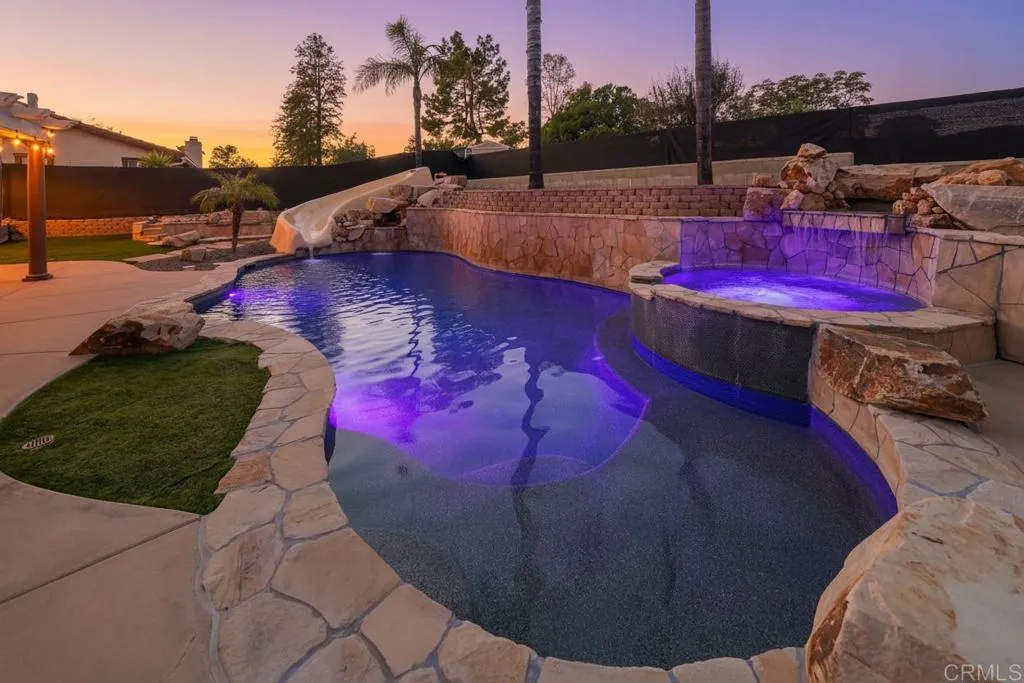 https://cdn.realtyfeed.com/cdn/127/306671329/9b8ef628f574b098550036233fe9451a.webp