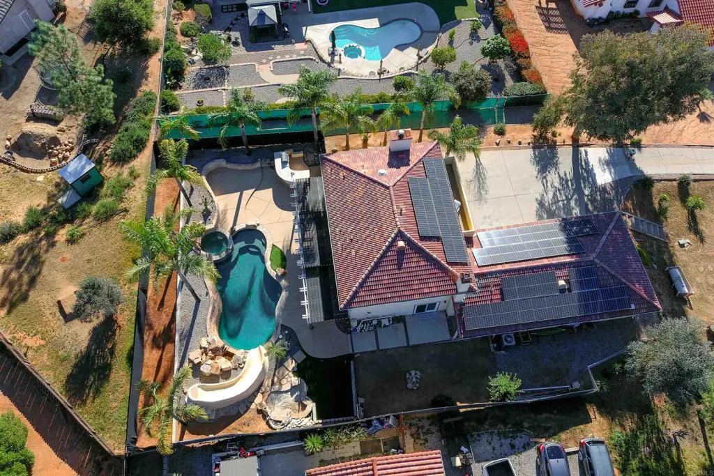 https://cdn.realtyfeed.com/cdn/127/306671329/9f1c06114d7716a7ebd5ac6e51aba372.webp