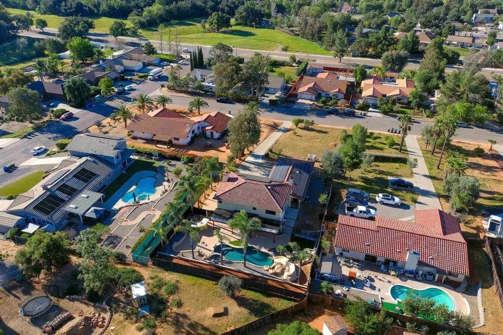 https://cdn.realtyfeed.com/cdn/127/306671329/a9afad7e1f05b6b31fefaf7465aeceba.webp