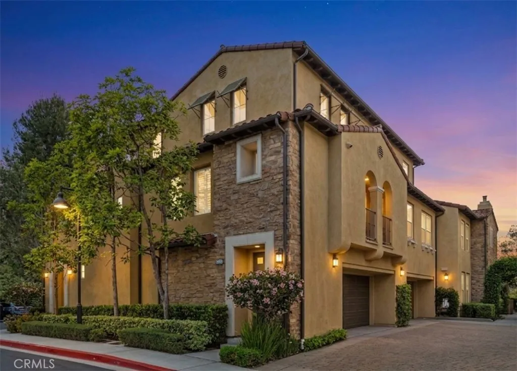 Irvine, CA 92603