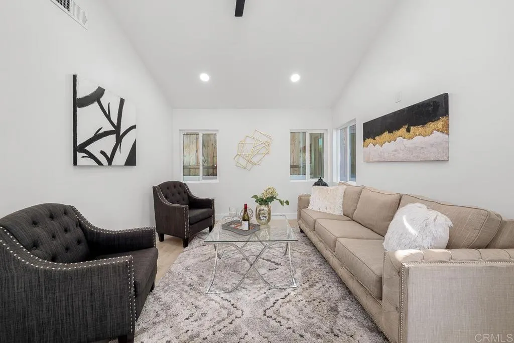 https://cdn.realtyfeed.com/cdn/127/306671348/c593c6aa9f4fd0376697cf7bbfc898c0.webp