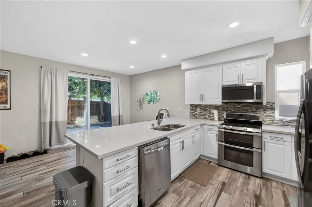 Photo #13: SW26053850 Listing: Photo #13