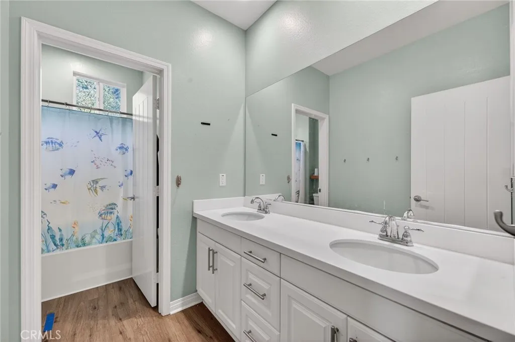 https://cdn.realtyfeed.com/cdn/127/306671352/65a6b54cd5fbdf45eb9cebeabdfded4b.webp