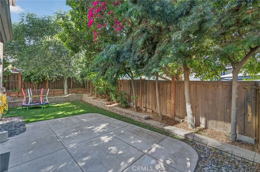 https://cdn.realtyfeed.com/cdn/127/306671352/72e4d6f93c0461d77c1330c535d7593a.webp