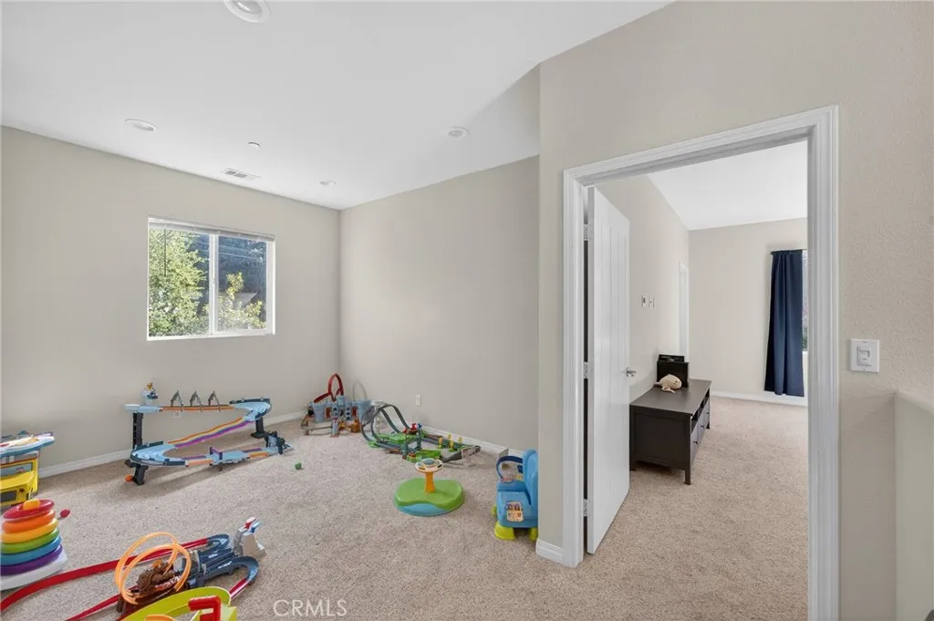 https://cdn.realtyfeed.com/cdn/127/306671352/78467e73b5a96167438fea61225c9ff9.webp