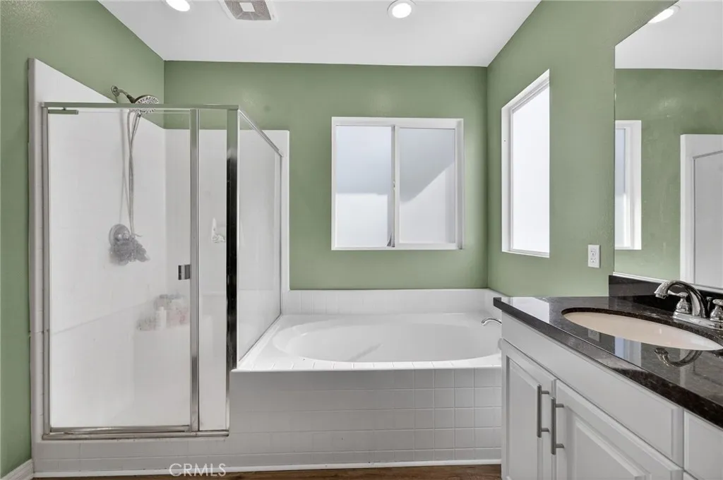 Photo #25: SW26053850 Listing: Photo #25