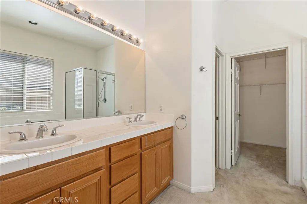 https://cdn.realtyfeed.com/cdn/127/306671355/4d28119dd5c45fb42e96eef0457b107a.webp