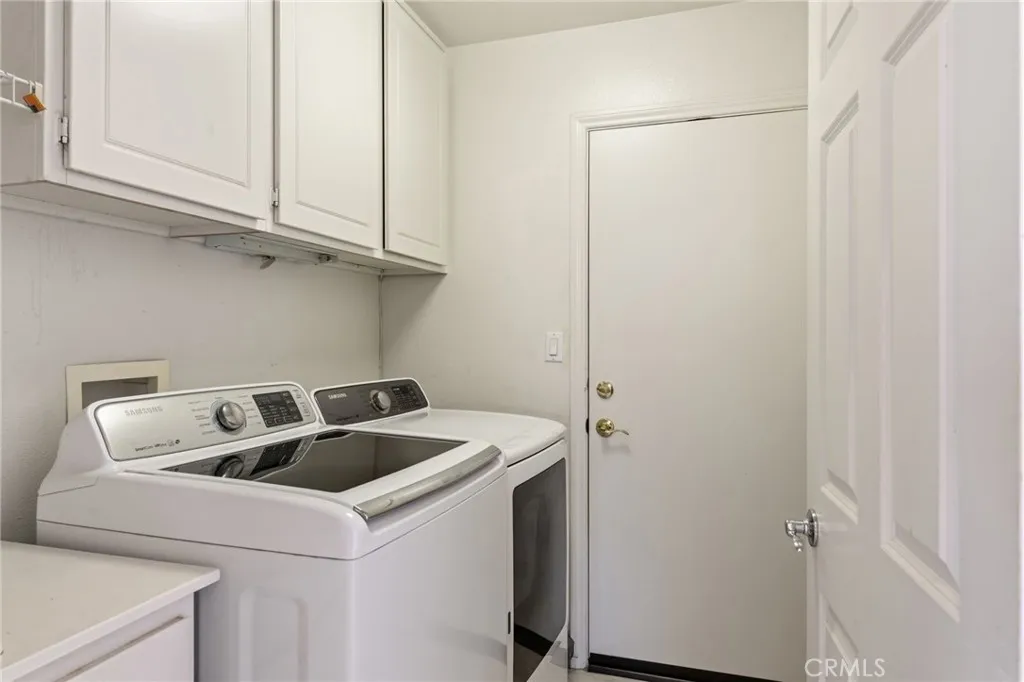https://cdn.realtyfeed.com/cdn/127/306671355/efe501c7b73df910acbb50d6b6b0aa91.webp