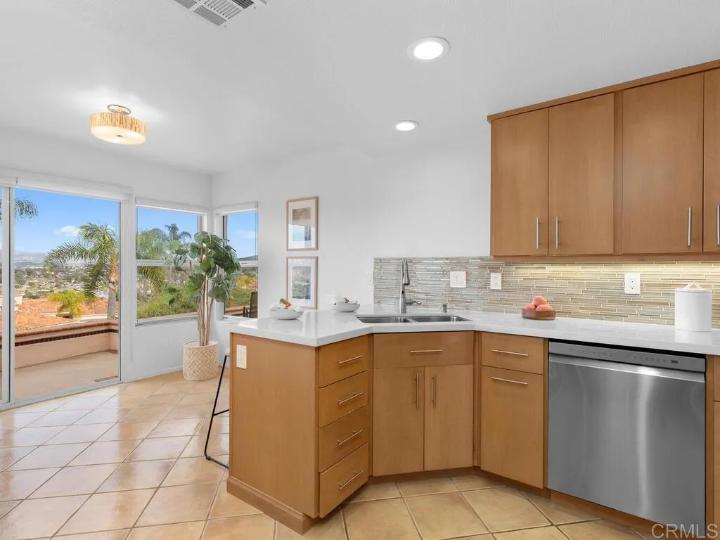 https://cdn.realtyfeed.com/cdn/127/306671432/838bde70c60b6f541e1b46325e152982.webp