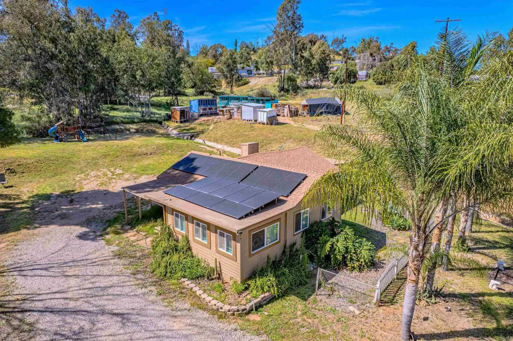 https://cdn.realtyfeed.com/cdn/127/306671442/15ae50b26375766c2ec1615b0d4702cc.webp