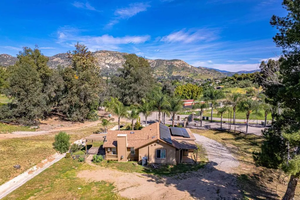 https://cdn.realtyfeed.com/cdn/127/306671442/36643bf879984952be4061249529d809.webp