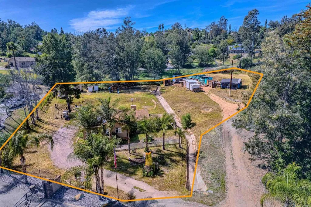 https://cdn.realtyfeed.com/cdn/127/306671442/959b18024e4c2711aca5562b4be024e3.webp