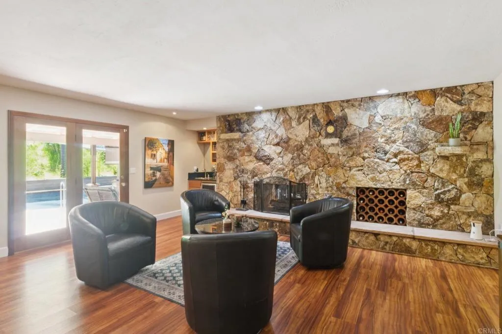 https://cdn.realtyfeed.com/cdn/127/306671447/33cbbd29c058575ffee4e461a0b6b60a.webp