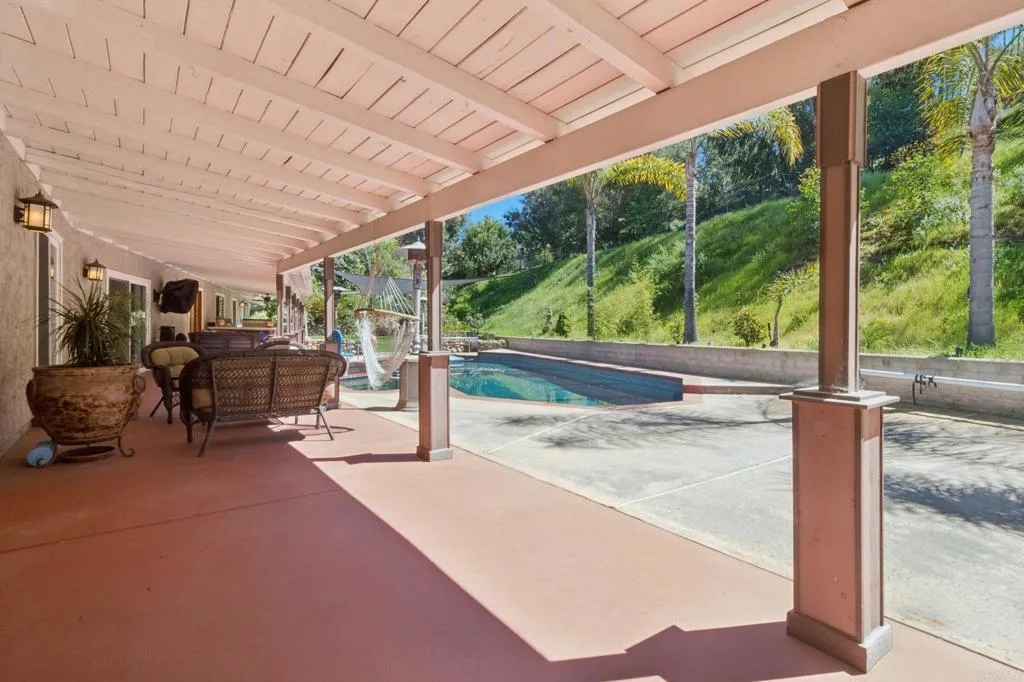 https://cdn.realtyfeed.com/cdn/127/306671447/6bbf86464cd31d66ac361ff1289bf255.webp